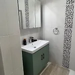 2+1 House In Center With Sea View And Big Private Garden *