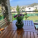 Apartment 2+1 House In Center With Sea View And Big Private Garden