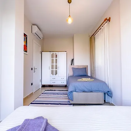 2+1 House In Center With Sea View And Big Private Garden