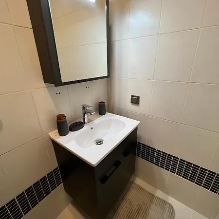 Apartman 2+1 House In Center With Sea View And Big Private Garden Bodrum